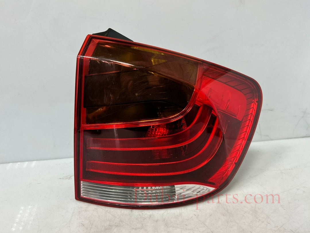 2010-2015 BMW X1 E84 Rear Right SIDE Tail Light 2990110 OEM