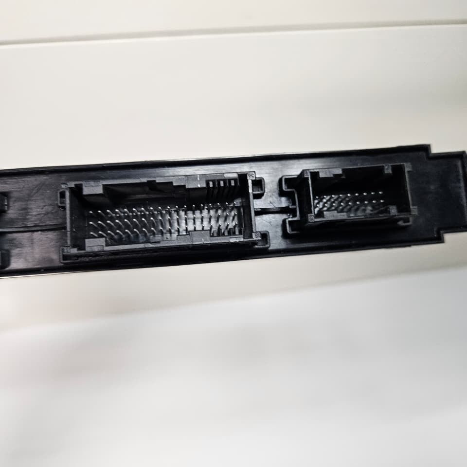 12-16 BMW F06 640i 650i RWD 4.4L N63TU Body Control Module BCM 61.35 9353424 OEM