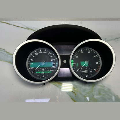 03-06 Mercedes-Benz W171 SLK Instrument Cluster Speedometer A171 5401147 OEM