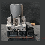 Bild in die Galerieansicht laden, BMW X5 E70  ANTI LOCK BREACKING SYSTEM  ABS PUMP OEM 3451- 6854055-01