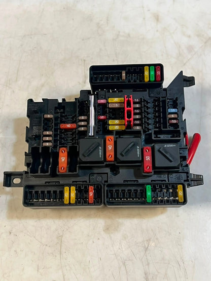 BMW 1' 2' X1 X2 F48 F39 F40 F45 POWER SUPPLY DISTRIBUTION Fuse Box 9270356 OEM