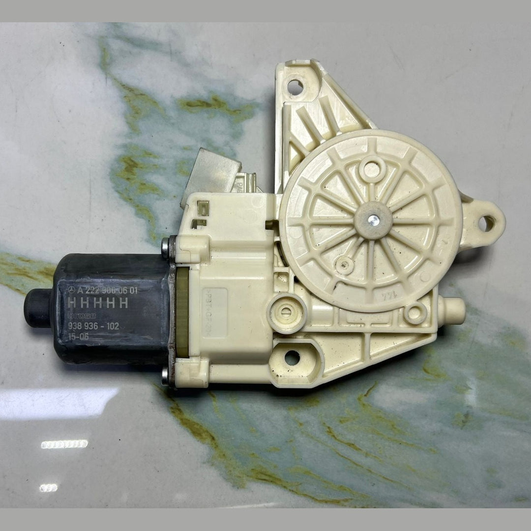 15-20 Mercedes-Benz W222 S-Class Window Motor Front Right Side A222 9060601 OEM