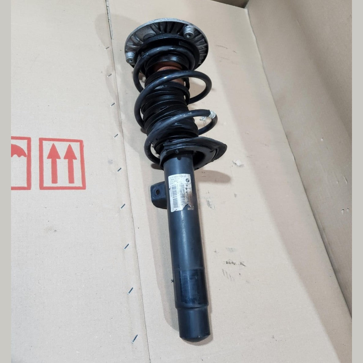 2012-2016 BMW 328i Front Shock Absorber With Coil Spring 6791579 F30 F31