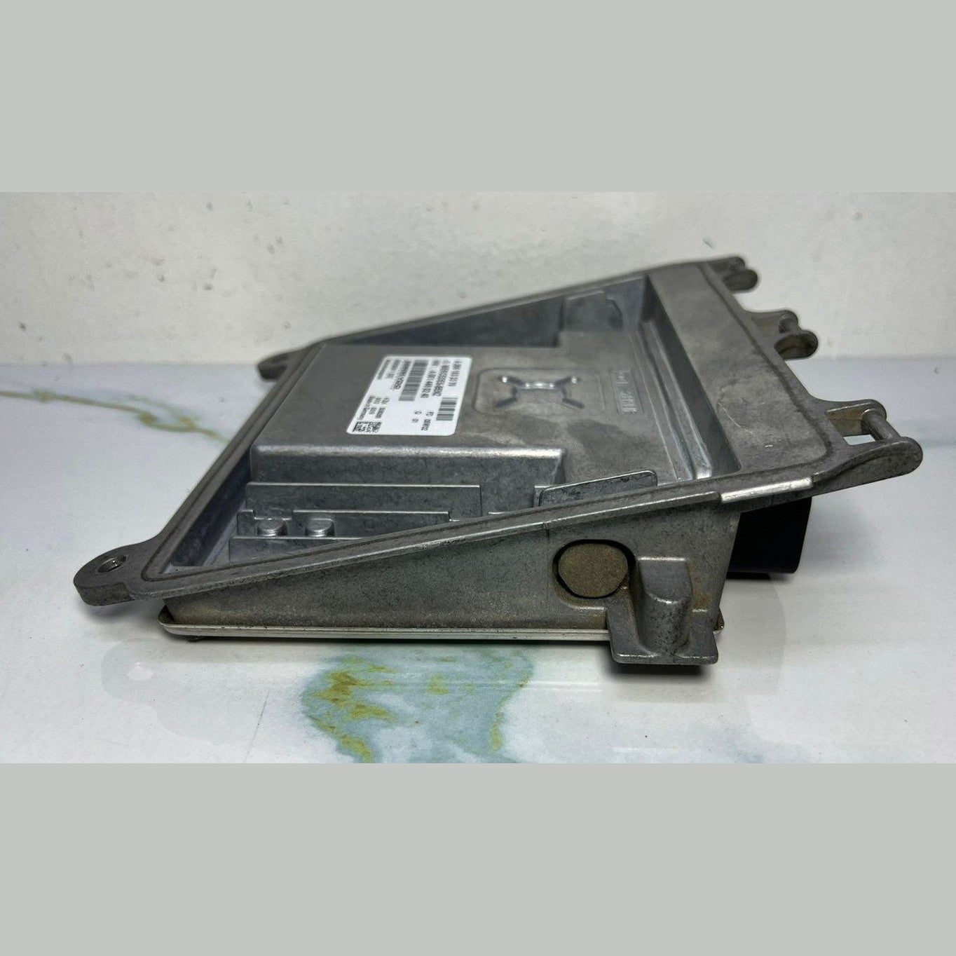 Mercedes-Benz Engine Control Unit A 266 153 33 79