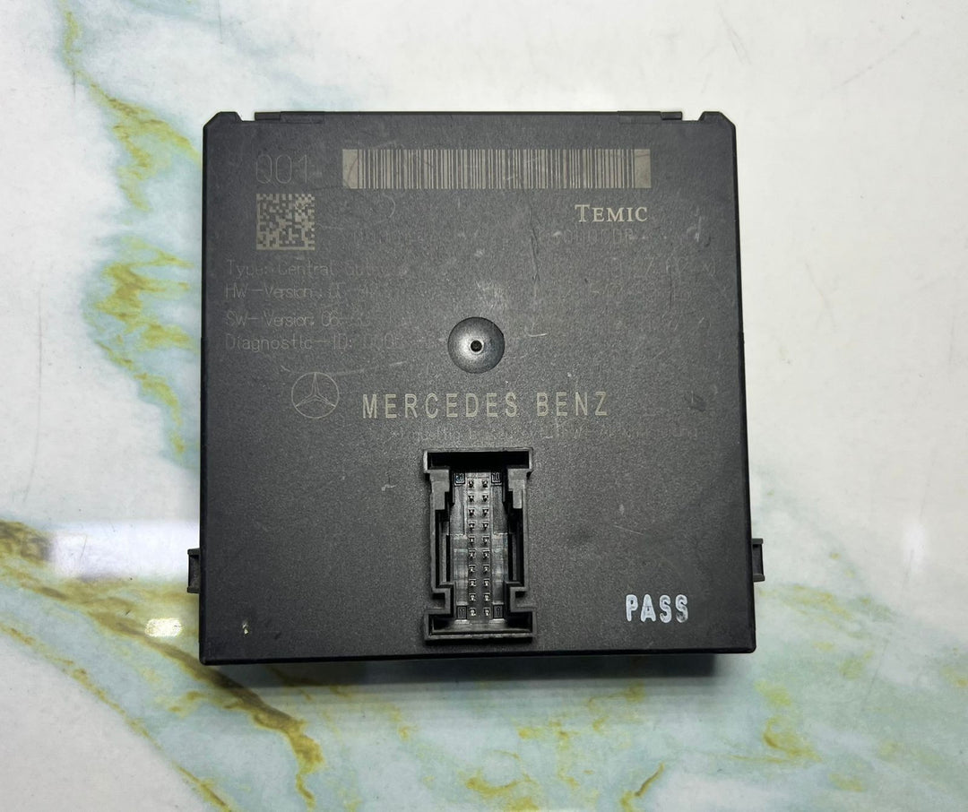 2007-2013 Mercedes-Benz W221 S-Class Gateway Control Module A221 5402762 OEM