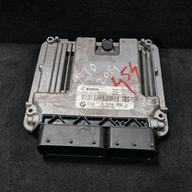 BMW 5 SERIES F10 F11  N47  ENGINE CONTROL MODULE  UNIT ECU ONLY  2014 - 8574091