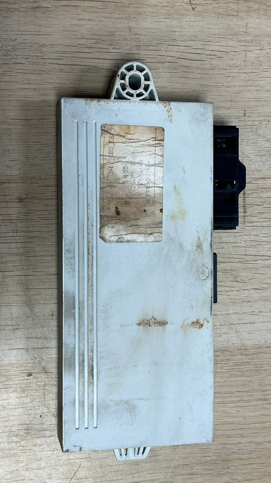 2004-2005 BMW 530i Engine Control Module 7533652 5' E60 BMW 530I ECU SET MS45.1