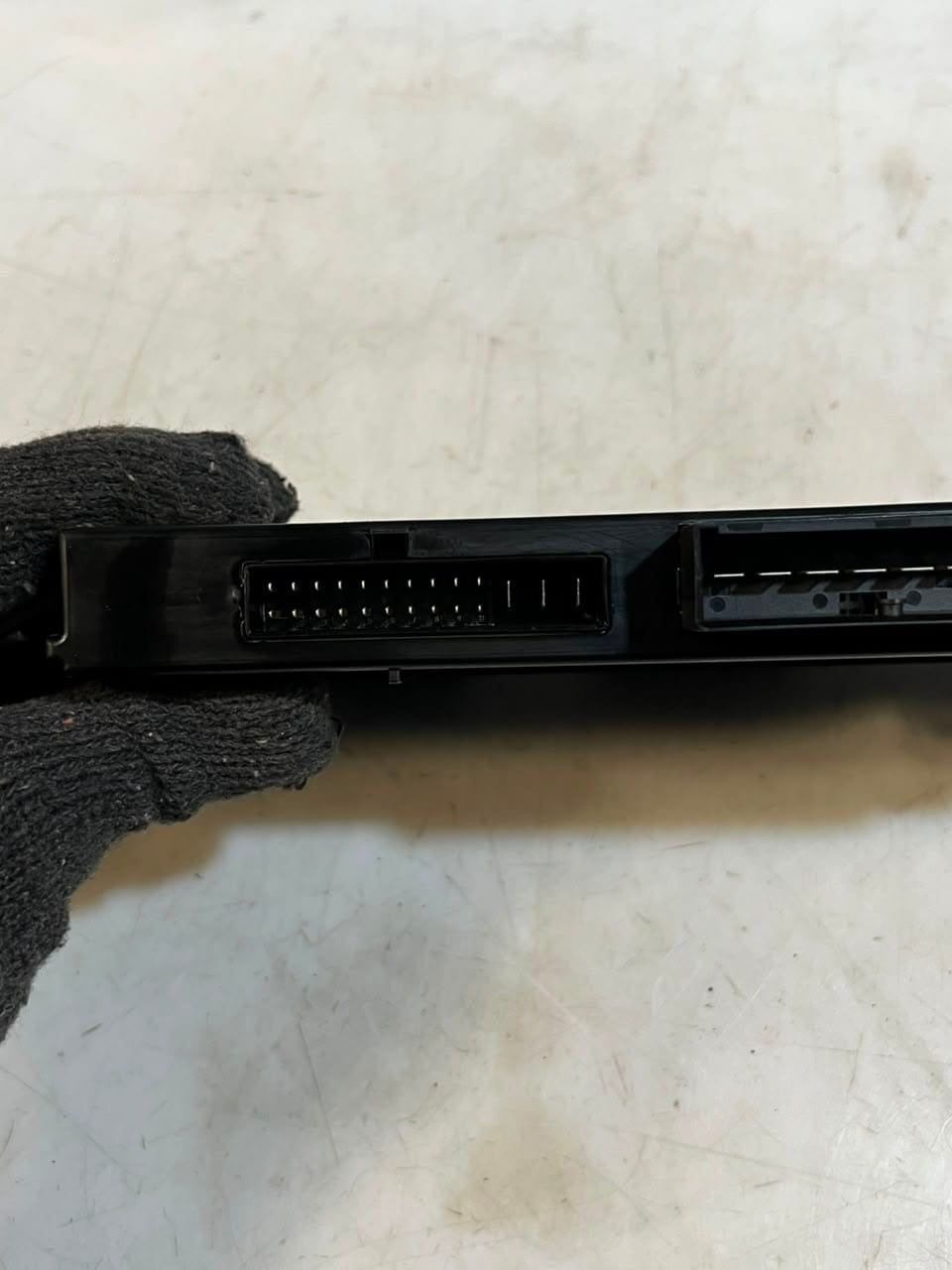 2010-2015 BMW X1 E84 COMFORT / Body Control Module BCM 9286785 OEM