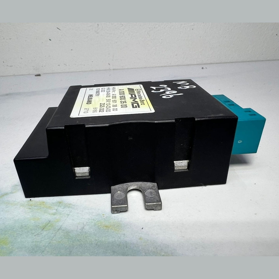 2011-2016 Mercedes E63 AMG Fuel Pump Control Module A0009003500 C63 W204, W218