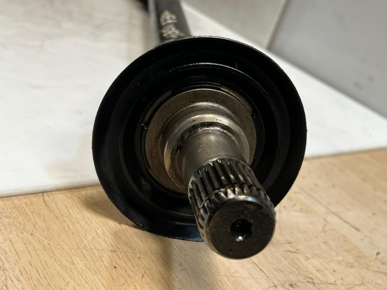 2013-2015 BMW 335i f30 Rear Left Axle Output Shaft 7597677