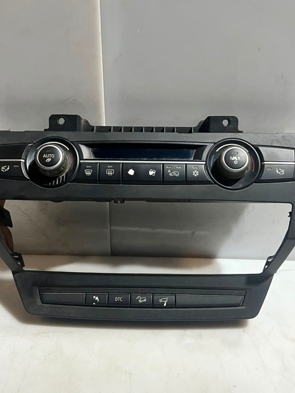2006-2013 BMW X5 E70 and X6 E71 A/C Climate Control Unit 9178065 OEM