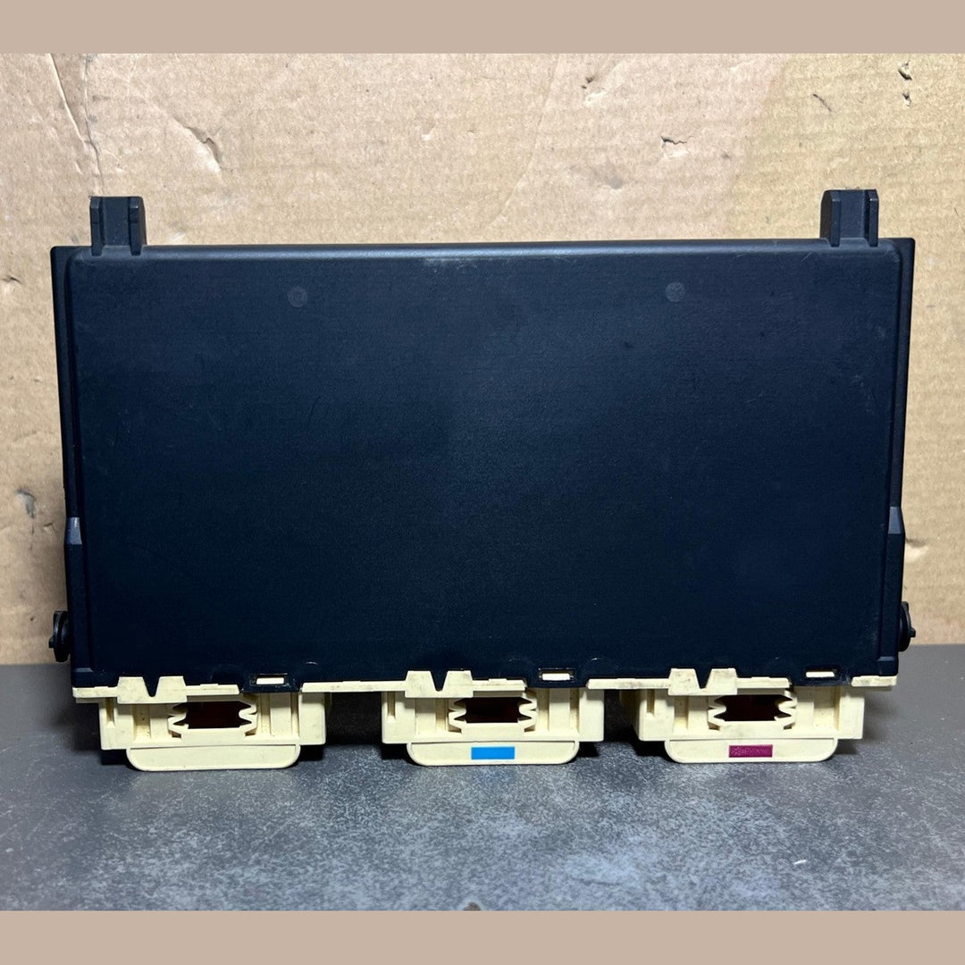 14-17 Mercedes-Benz W166 GLE 63 Passenger Seat Control Module A166 9008606 OEM