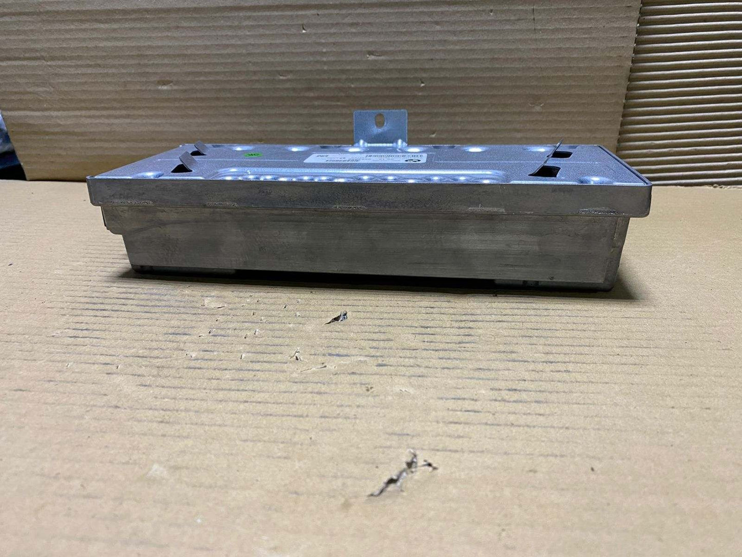 2009-2015 BMW 750i Audio Amplifier 9283656 F01 F02 740i 750i models