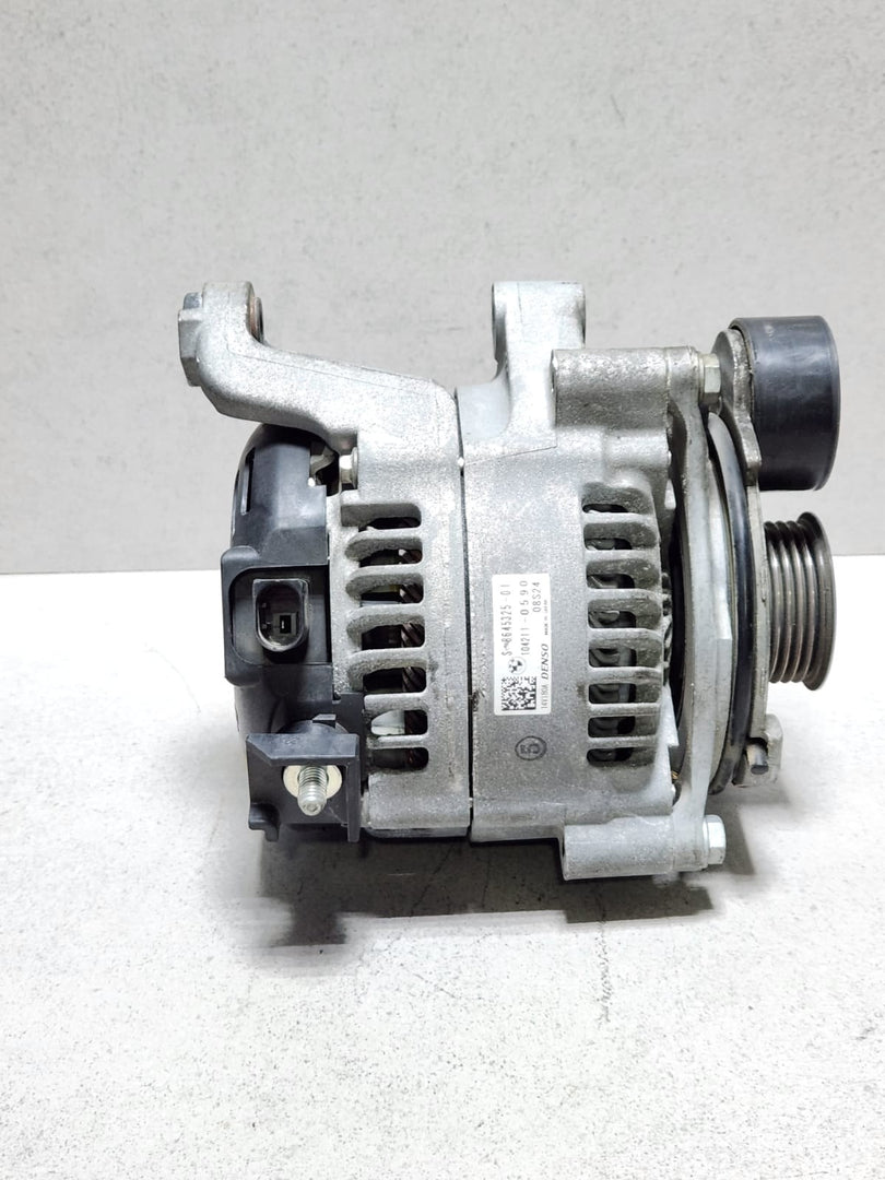 2016-2019 BMW 330i Alternator 8645325 F22 F30 F32 F36 118i 218i 330i and 430i