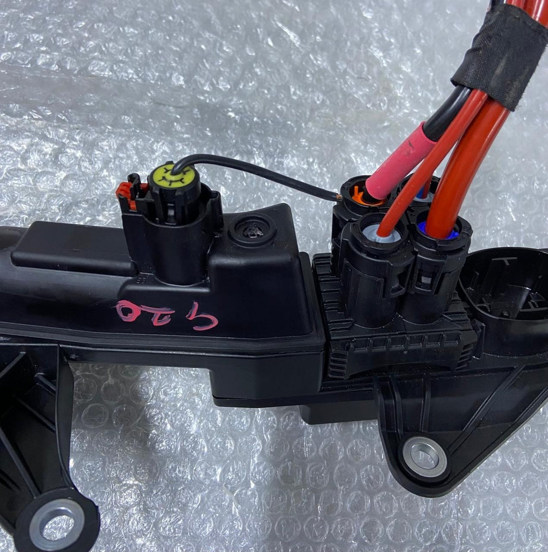 OEM BMW 3 SERIES G20 POWER DISTRIBUTION CONTROL MODULE ECU 6842524