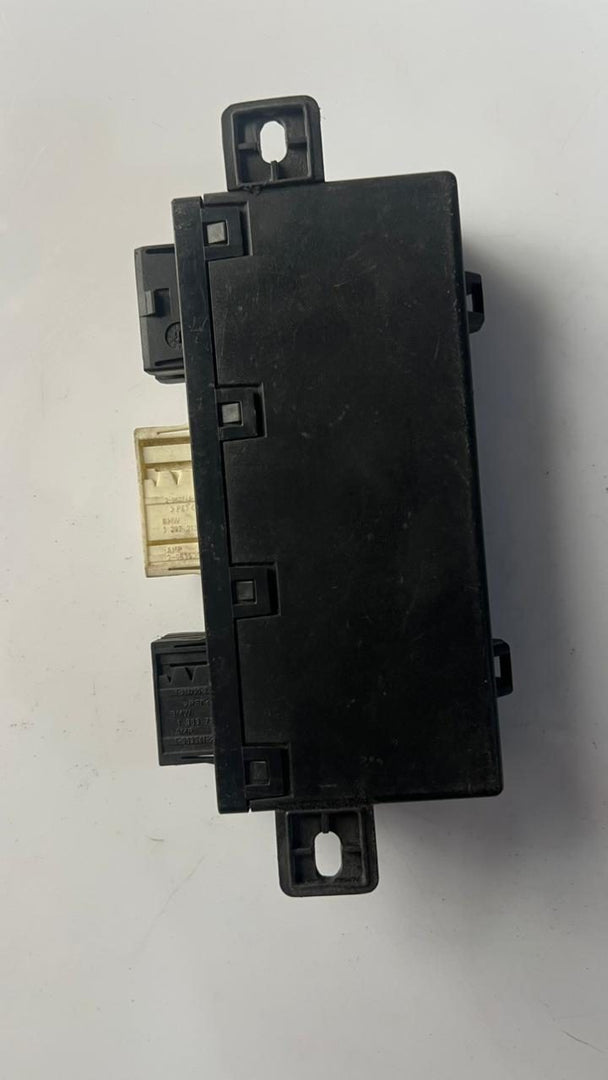 2001-2003 BMW 525i Door Mirror Control Module 6904249 E39 525i 528i 530i E38