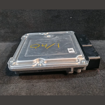 BMW 5 F10 F20 F25 F30 N47N ENGINE CONTROL UNIT ECU DDE Module - 8517862