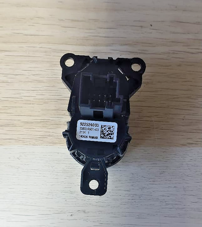 BMW N57N X3 F25 2012 Diesel ECU DDE Engine Control Unit Automatic 8518126