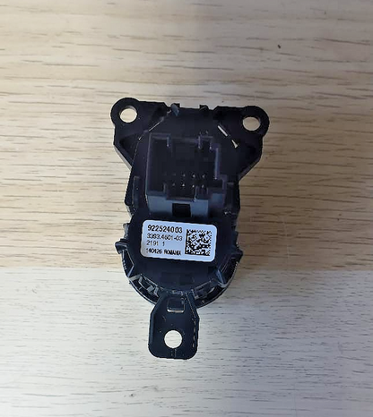 BMW N57N X3 F25 2012 Diesel ECU DDE Engine Control Unit Automatic 8518126