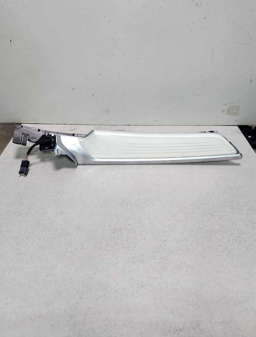 2017 BMW 740Le xDrive Rear Door Led Light Saber 7469542 7 Series G11 G12 M760i