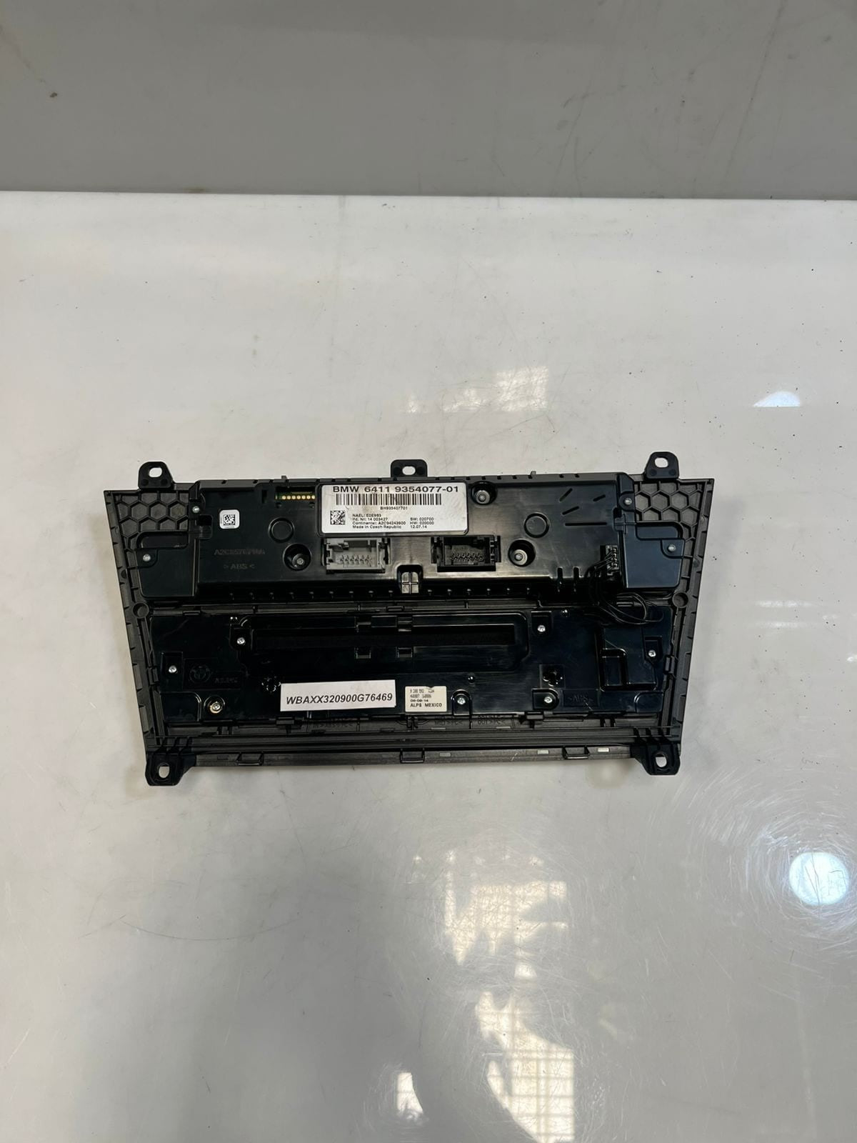 2015-2017 BMW X3 F25 Climate Control CONSOLE Panel 9354077 OEM