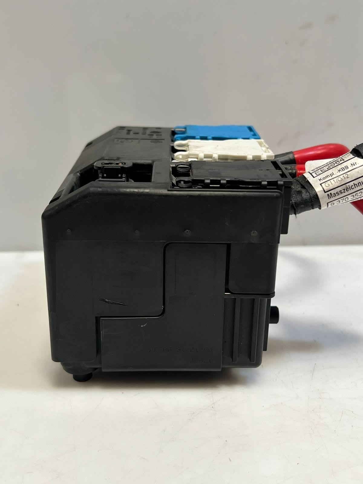 2010-2016 BMW 535i 5 Series F10 F11 F12 Battery Dividing Element Module 9201980