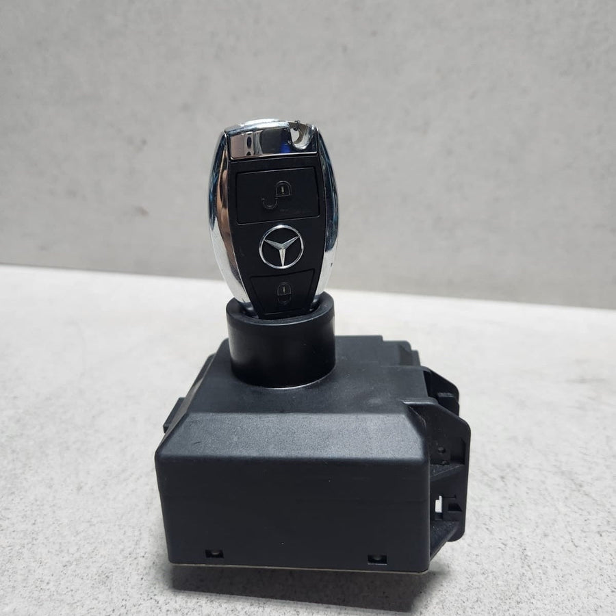 2013 Mercedes-Benz B250 Ignition Switch Module A2469059900B