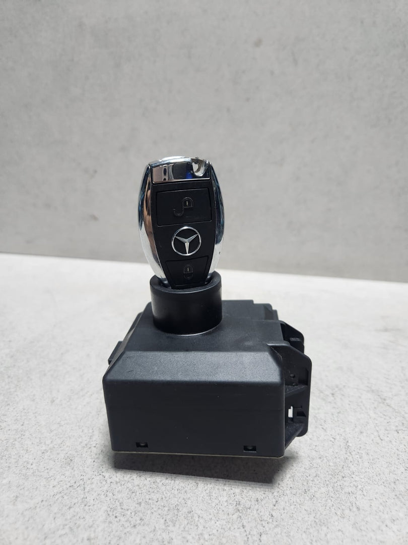 2013 Mercedes-Benz B250 Ignition Switch Module A2469059900B