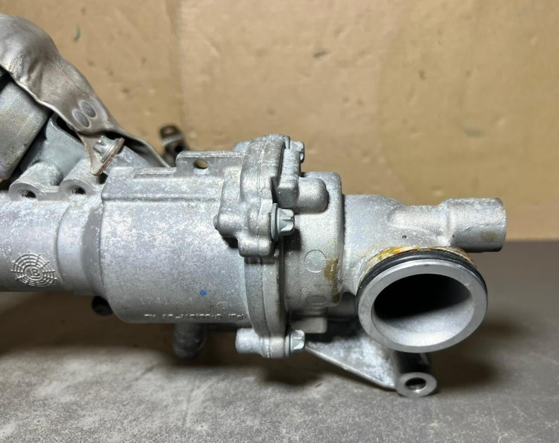 2014-2018 Mercedes-Benz W205 W212 OM274 Engine Water Pump A274 2000800 OEM