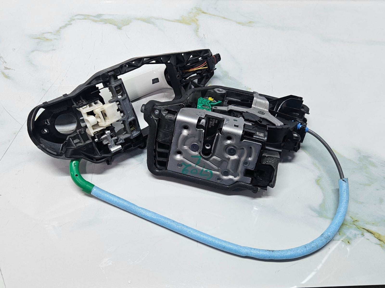BMW X3 X4 G01 G02 F97 F98 DOOR LOCK ASSEMBLY REAR LEFT PASSENGER SIDE 7473159