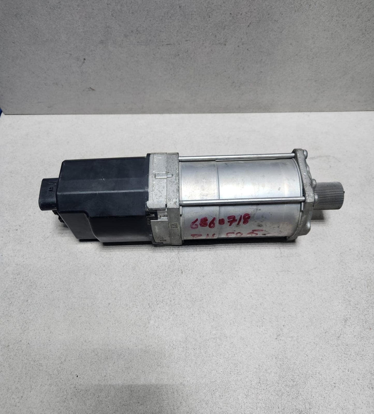 2013-2016 BMW 328i Electric Power Steering Rack 7369110 F30 F31 F35 3 Series 