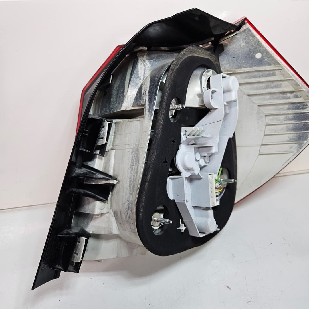 7131297-2008 BMW 1 Series E81 E87 120i Rear Taillight Rear Left OEM