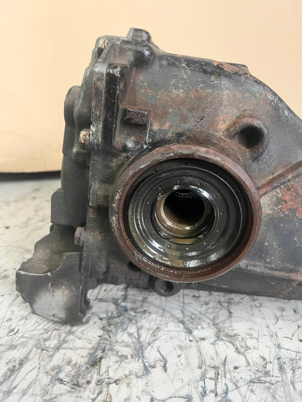 2005-2008 BMW 7 E66 730I 3.0 Series Rear Axle Differential 7514801 RATIO 3.64