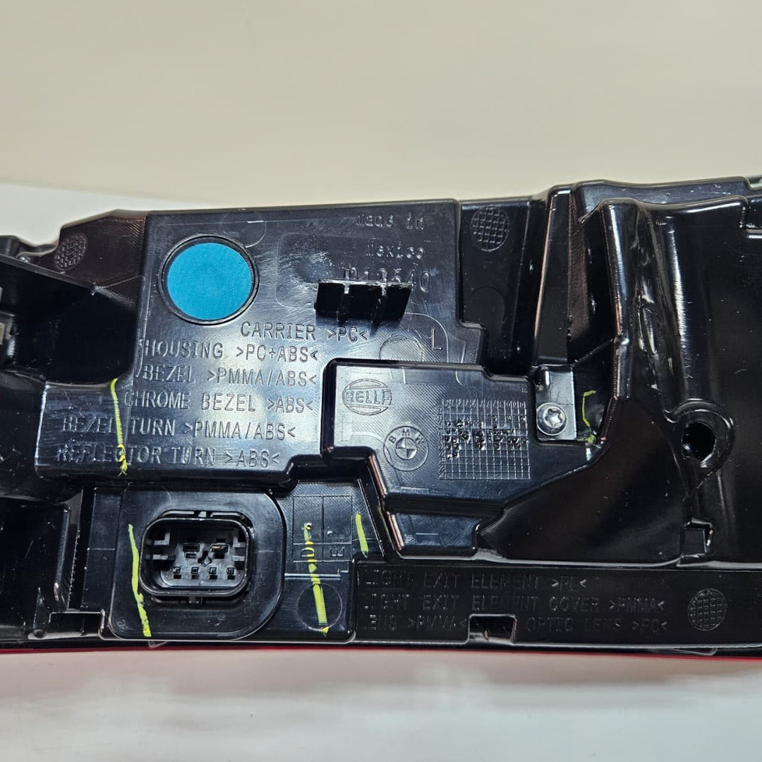 2019 BMW X6 G06 LCI Taillight Led Side Panel Left 7421113