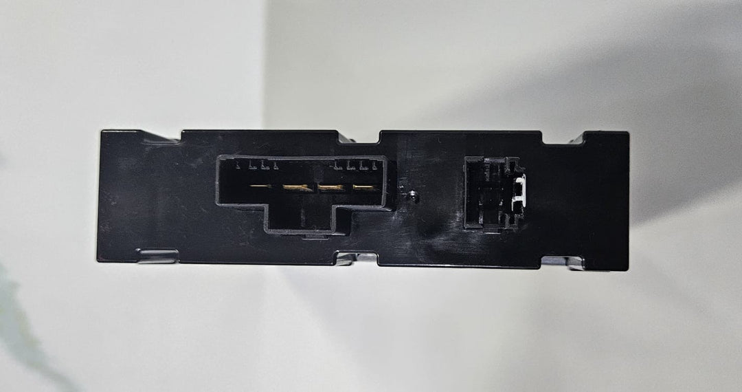 OEM BMW 7 Series F01 F02 VSU400 Voltage Converter Control Module Unit 9247159
