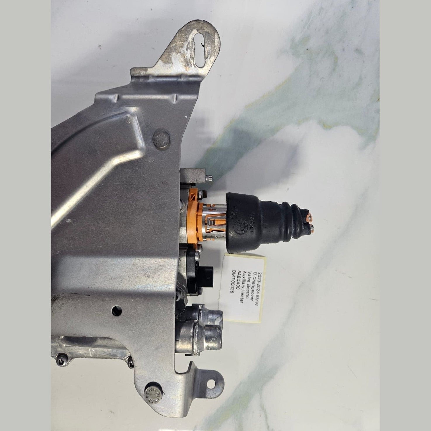 2023-2024 BMW i7 Changeover Valve Electric Auxiliary Heater 5A8DA00