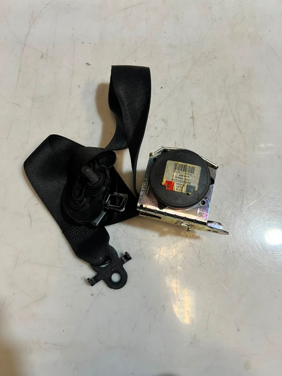 2009 BMW 5 Series F10 F11 Front Left Front Seat Belt 6101263 OEM 
