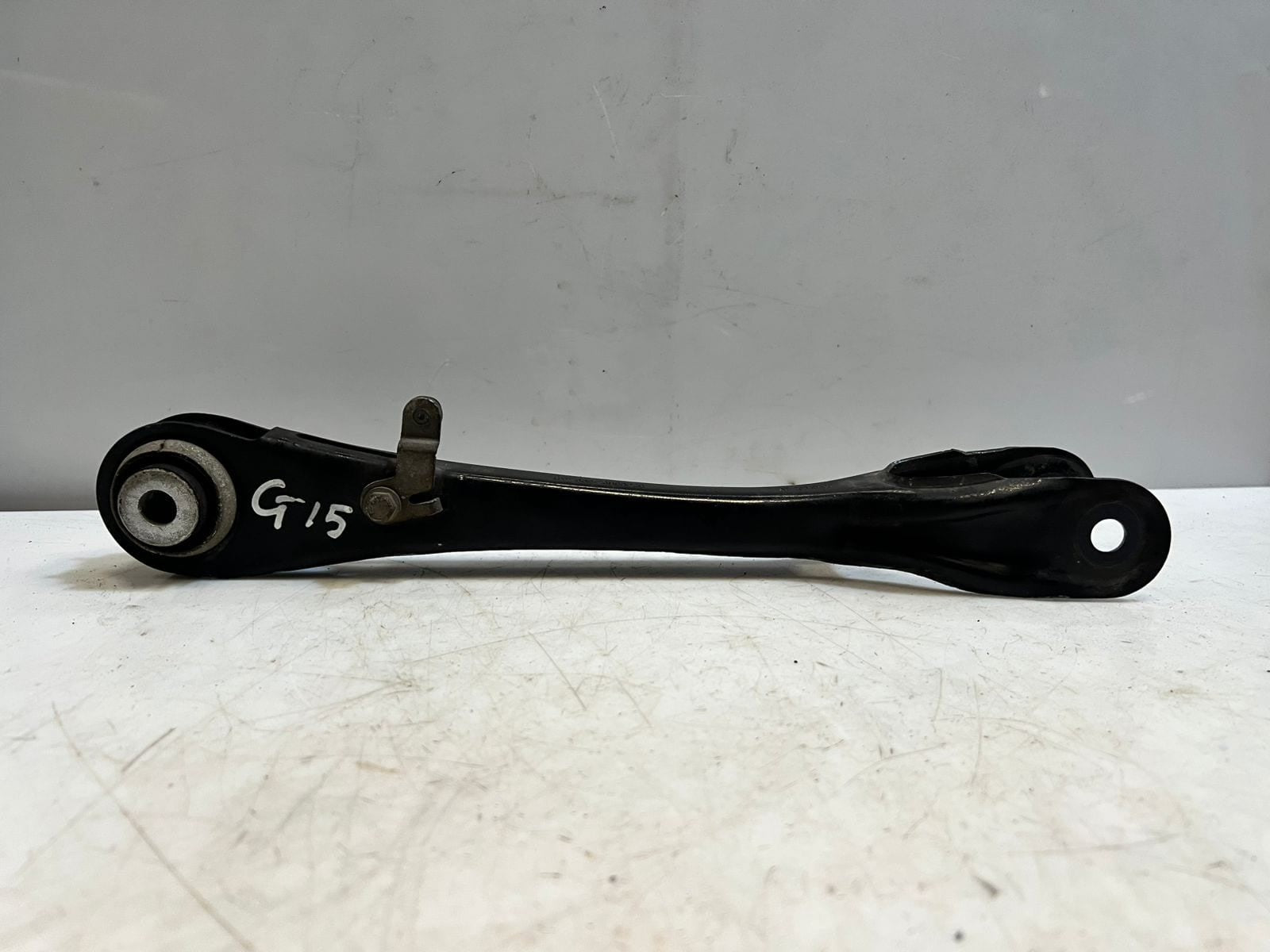 BMW 5 Series G30 G15 Rear Trailing Arm With Rubber Bushing 6893528 OEM