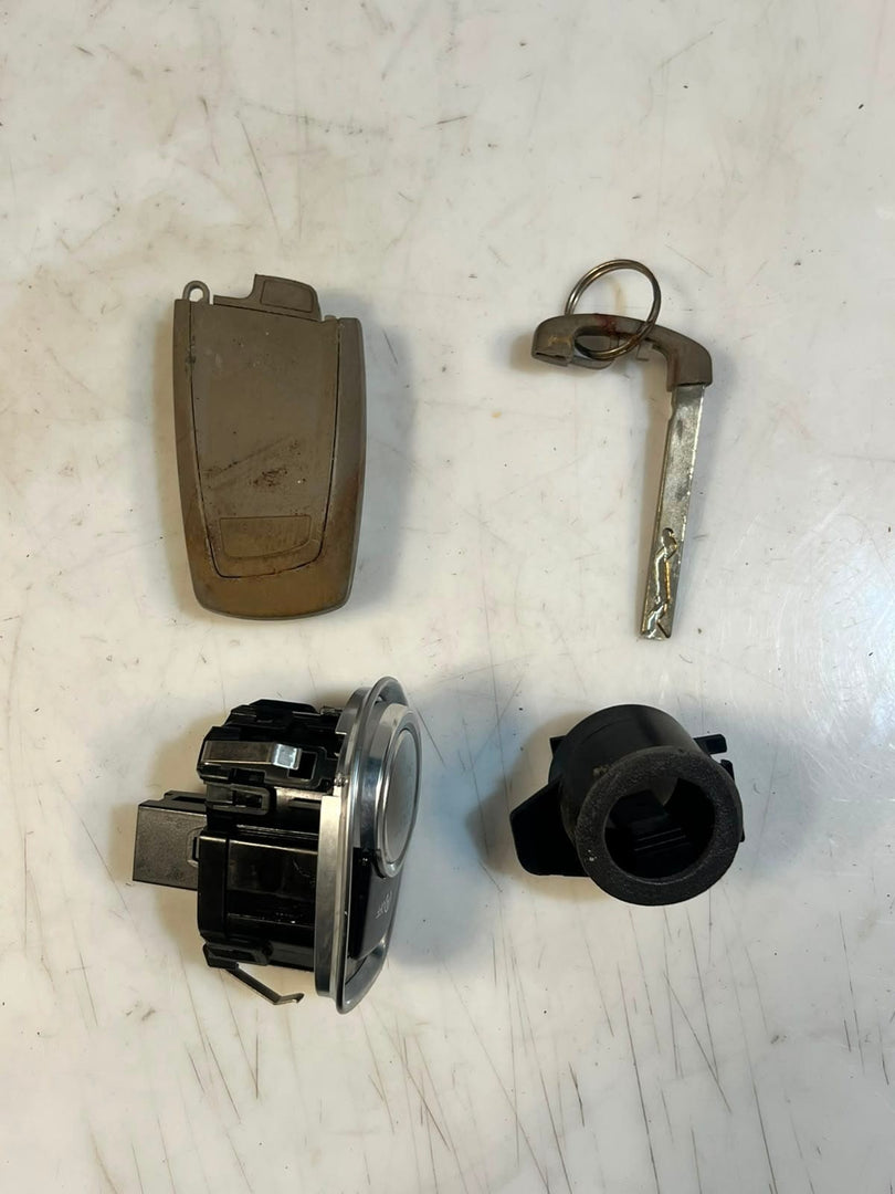 2013 BMW 3' F30 320D N47N Engine Control Unit ECU SET DDE+FEM+1KEY 8573259 