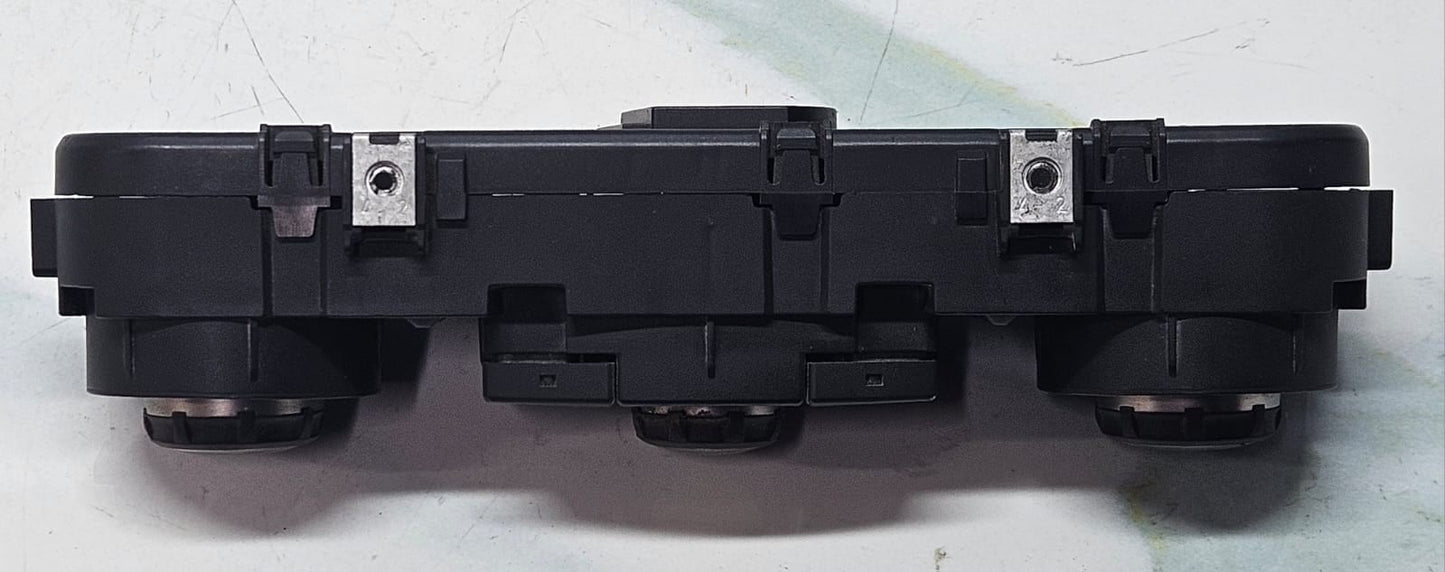 2003-2009 BMW Z4 E85 E86 Automatic Air Conditioning Control 9125353 OEM