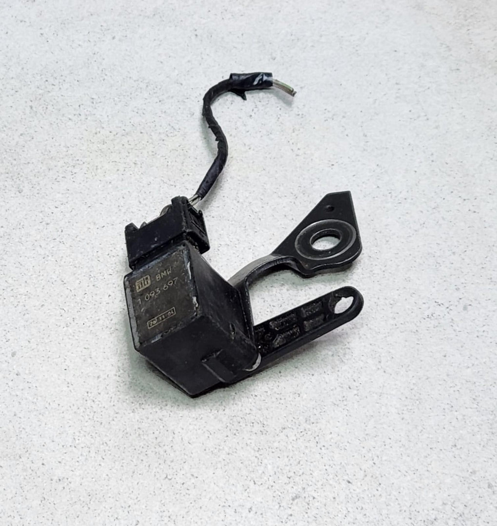 2004 BMW 525i Suspension Level Sensor 1093697 5 Series E39 E60 E61 7 Series E65