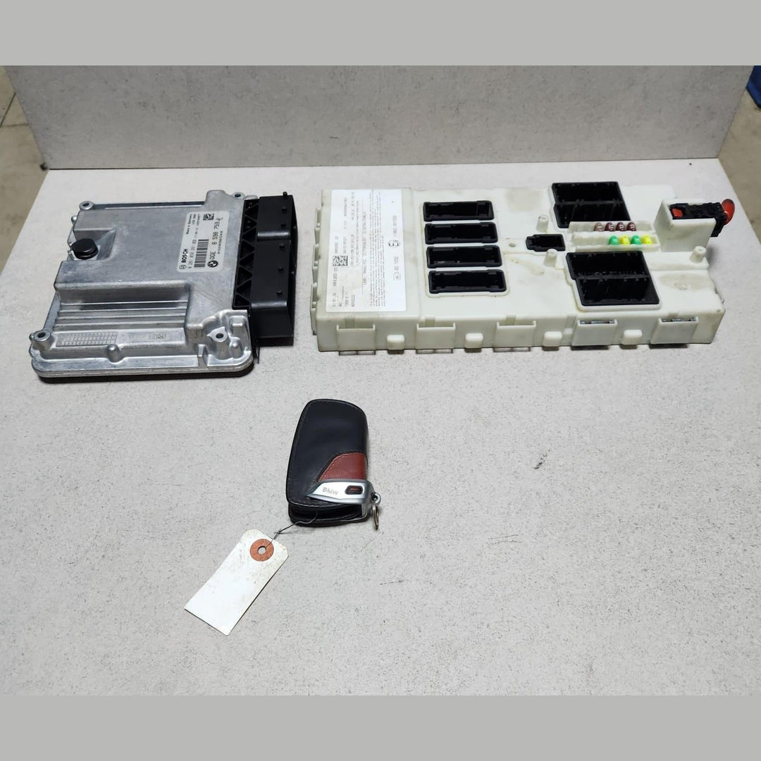 BMW Engine Control Unit DDE 8598759 ECU SET 320D 2017 B47 RHD 