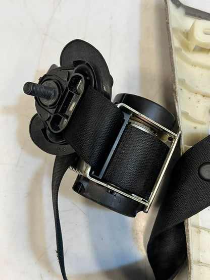 2009-2017 BMW 5 Series F10 F11 Front Right Seat Belt 610126200C OEM