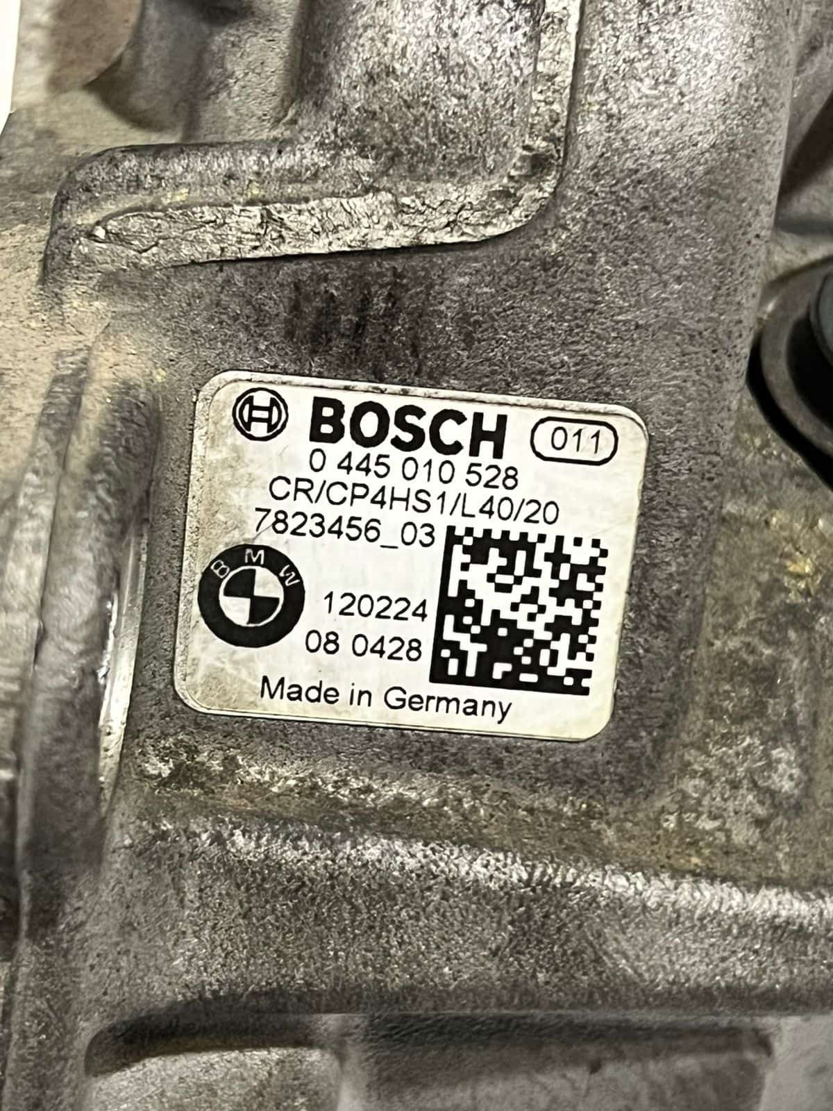 BMW  F10 F20 F21 F30 N47S1 High Pressure Fuel Injection Pump 7823456 0445010528