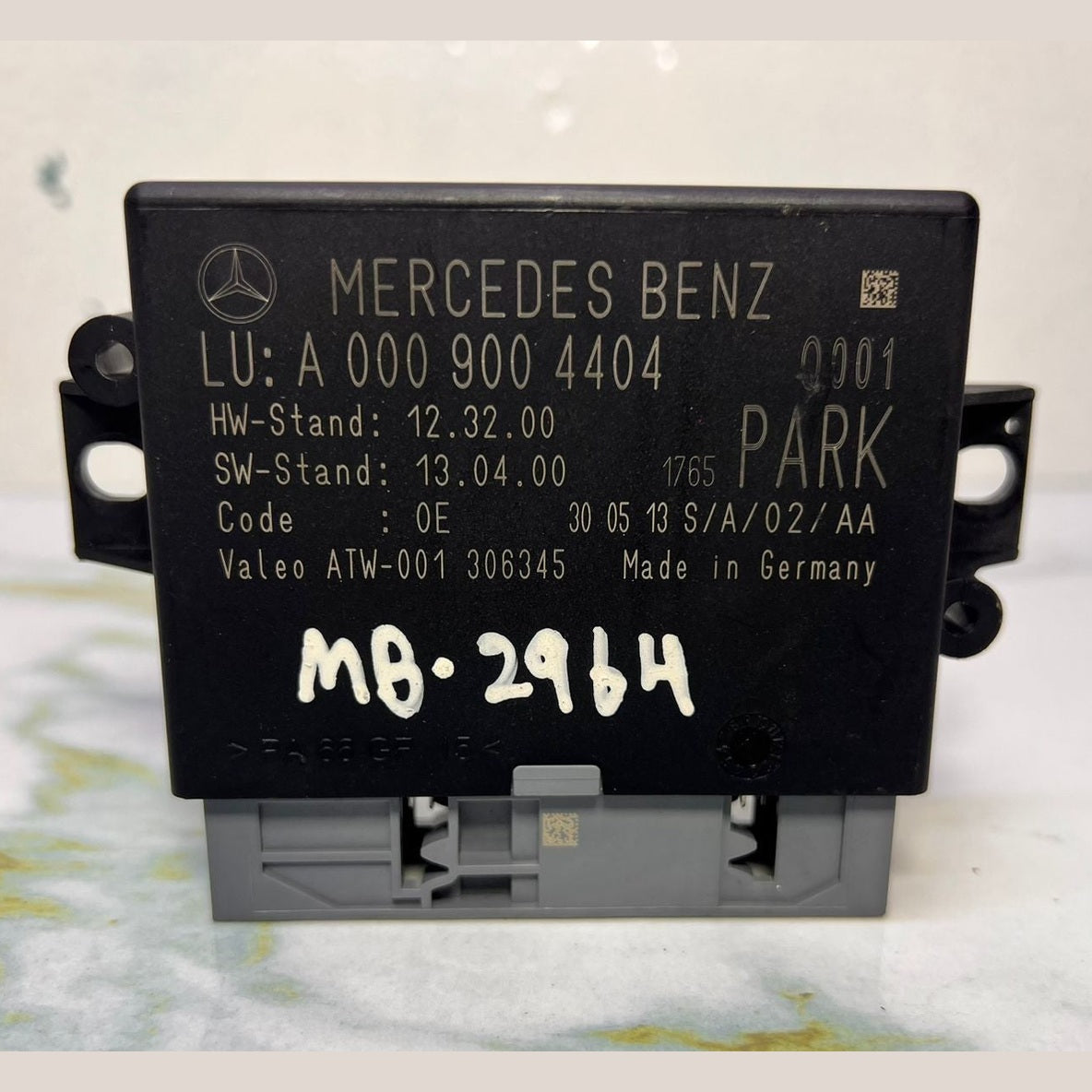 Mercedes-Benz Parking Control Module A 0009004404 E-Class W212, C-Class W205, S-