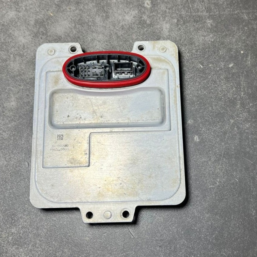 Mercedes W164 ML GL Xenon Light Headlight Control Module Unit A164 8208185 OEM