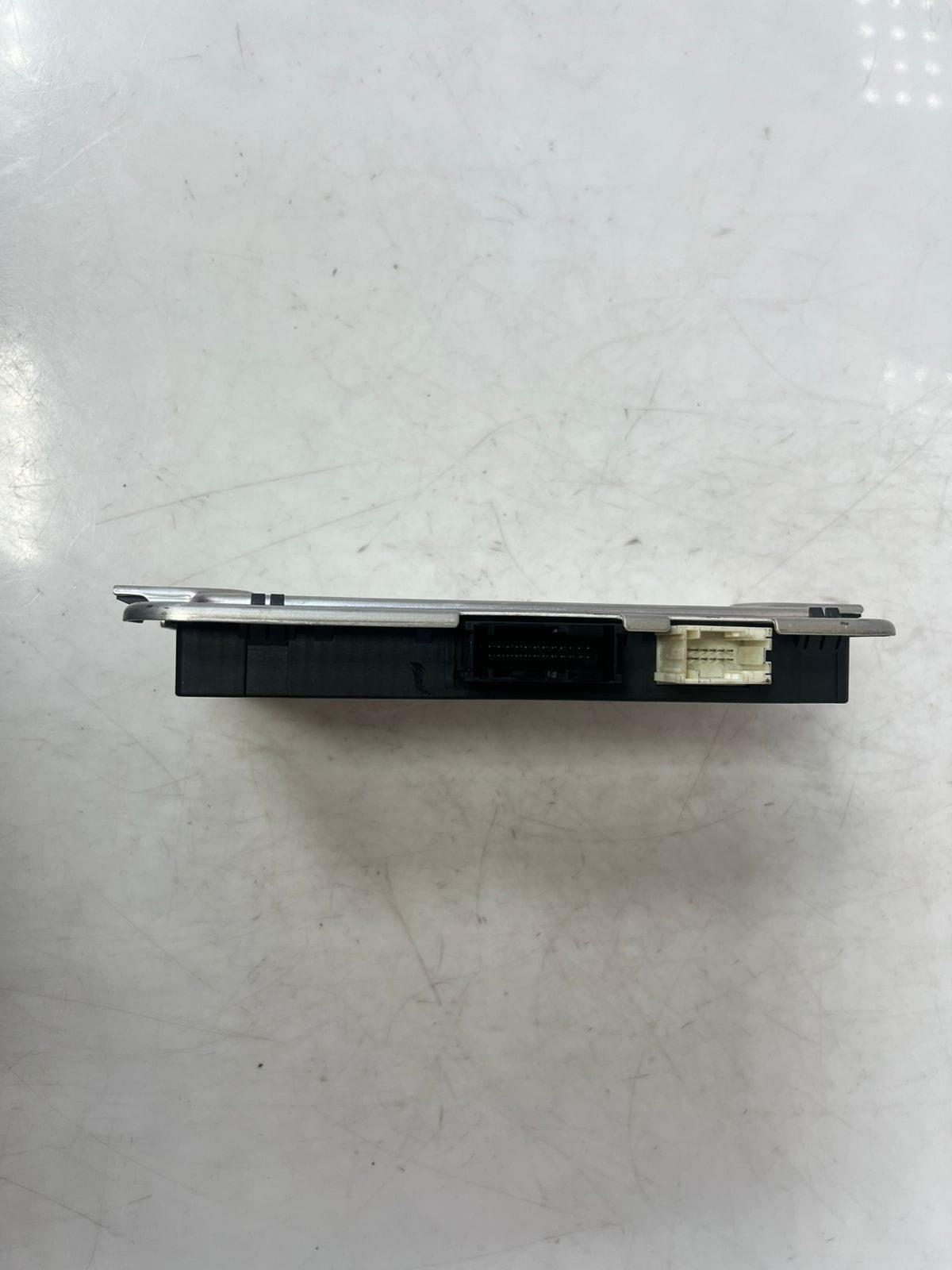 2011-16 BMW 528i 535i 550i 5' F10 F11 Footwell Light Control Module 9345373 OEM