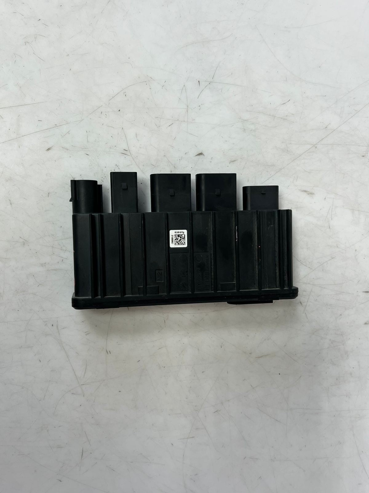 BMW X2 2 Series F39 F46 Power Distribution Unit 8581253 OEM