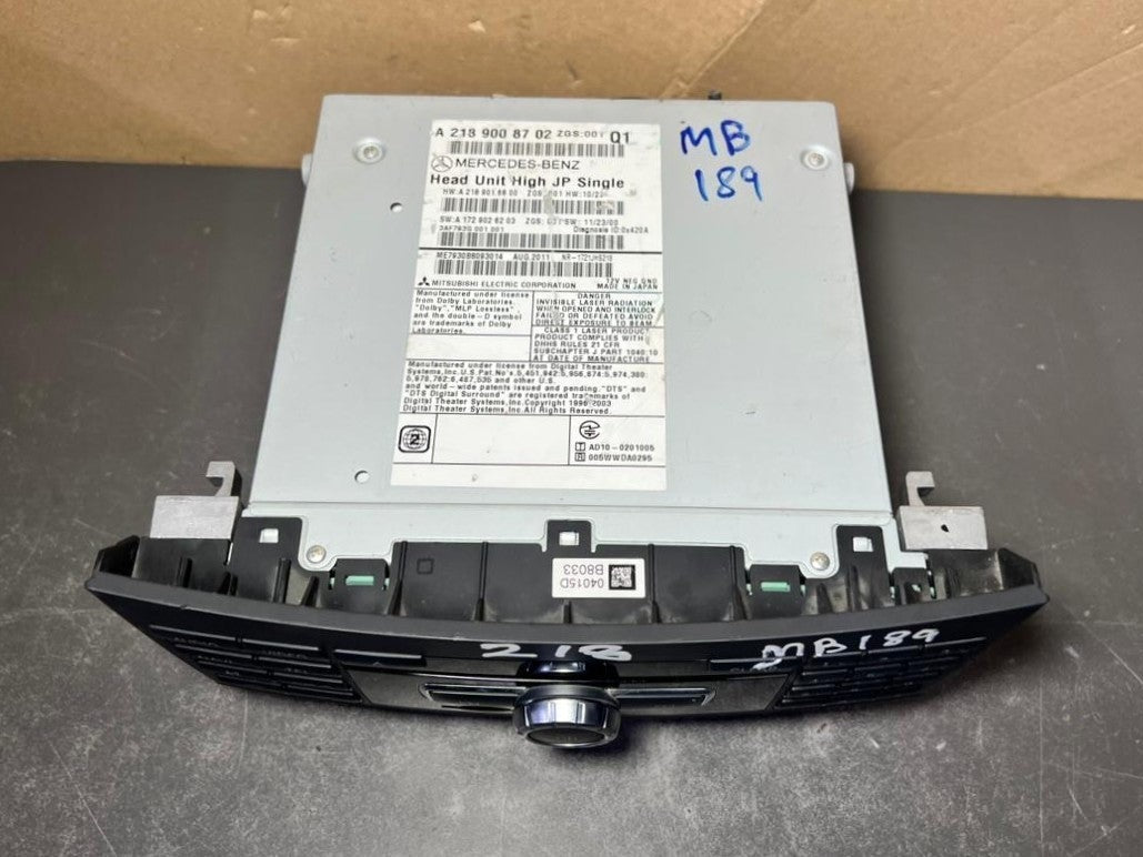 Mercedes W218 Navigation Command Radio Audio Head Unit CD Player A218 9008702
