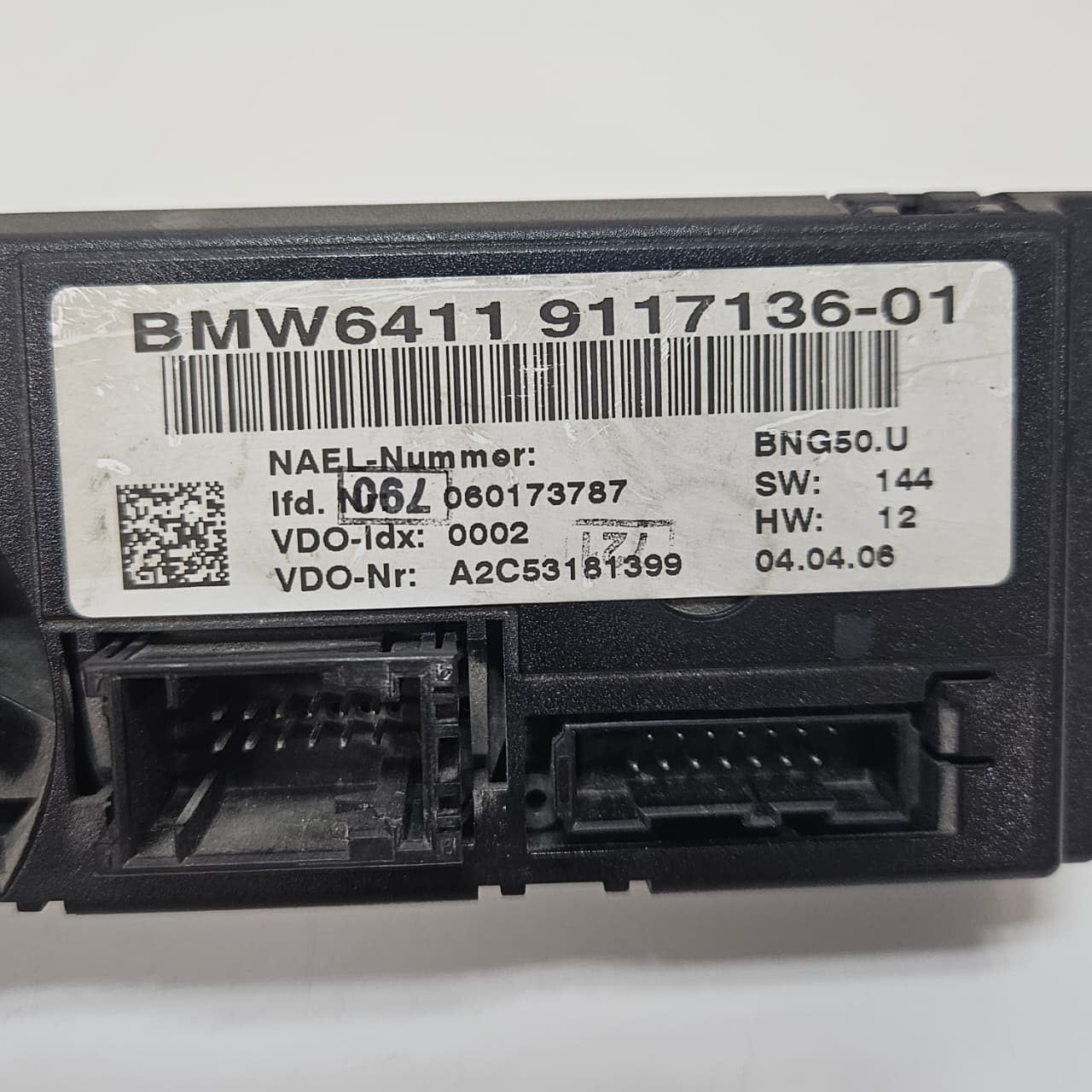 2006-2011 BMW 325i E90 Climate Control Panel 9117136